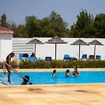 キャンプ場 Parque De Campismo Orbitur Valverde 2*