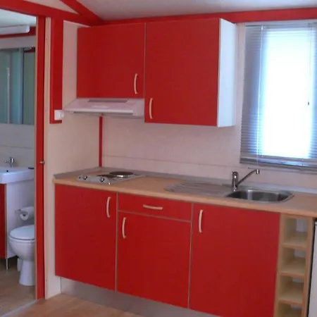 Parque De Campismo Orbitur Valverde Camping Luz