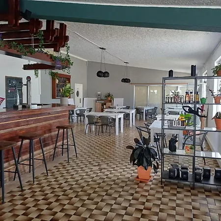 Parque De Campismo Orbitur Valverde キャンプ場 2*