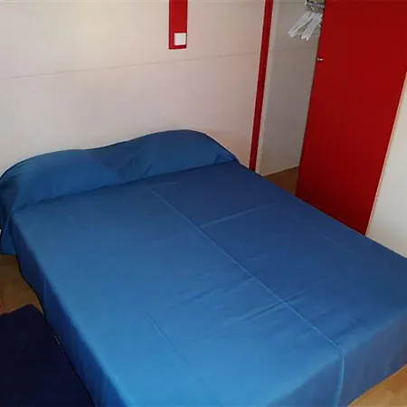 Parque De Campismo Orbitur Valverde Luz