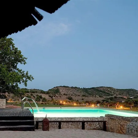 Parque De Campismo Orbitur Valverde Κάμπινγκ