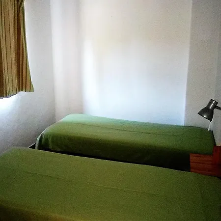 Parque De Campismo Orbitur Valverde Κάμπινγκ