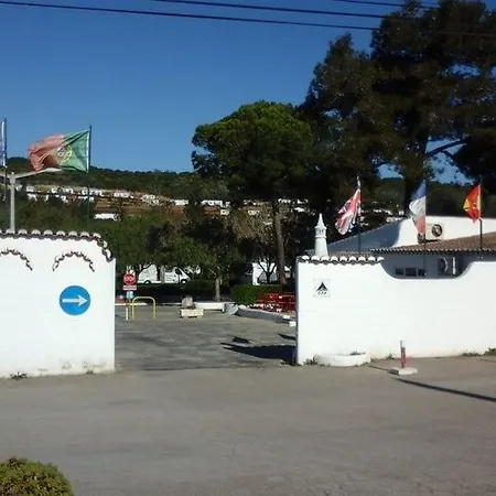 Parque De Campismo Orbitur Valverde Κάμπινγκ