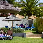 Parque De Campismo Orbitur Valverde Luz